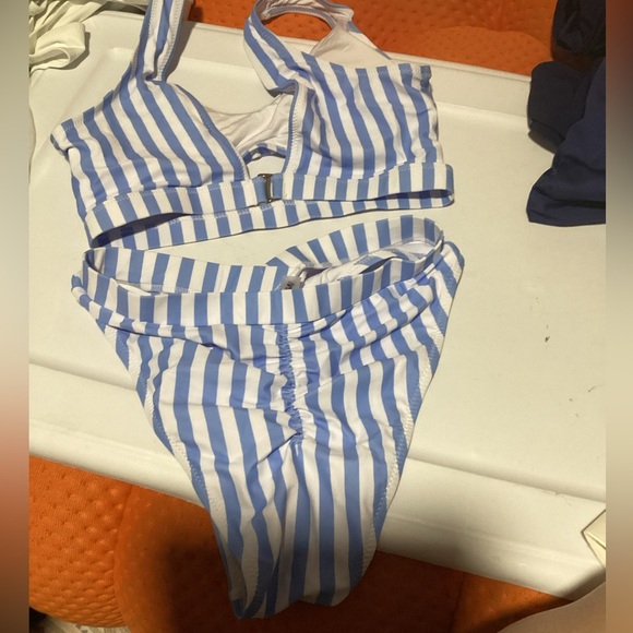 2Piece Bikini Set BlueWhite Stripe Full Coverage Swimsuit Tummy Control Padded M - Picture 3 of 3